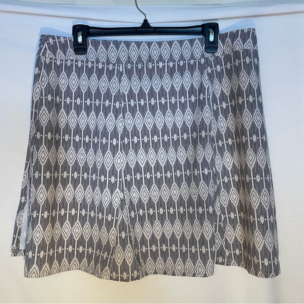 Ripskirt Hawaii Black and White A-Line Skirt wrap skirt size large